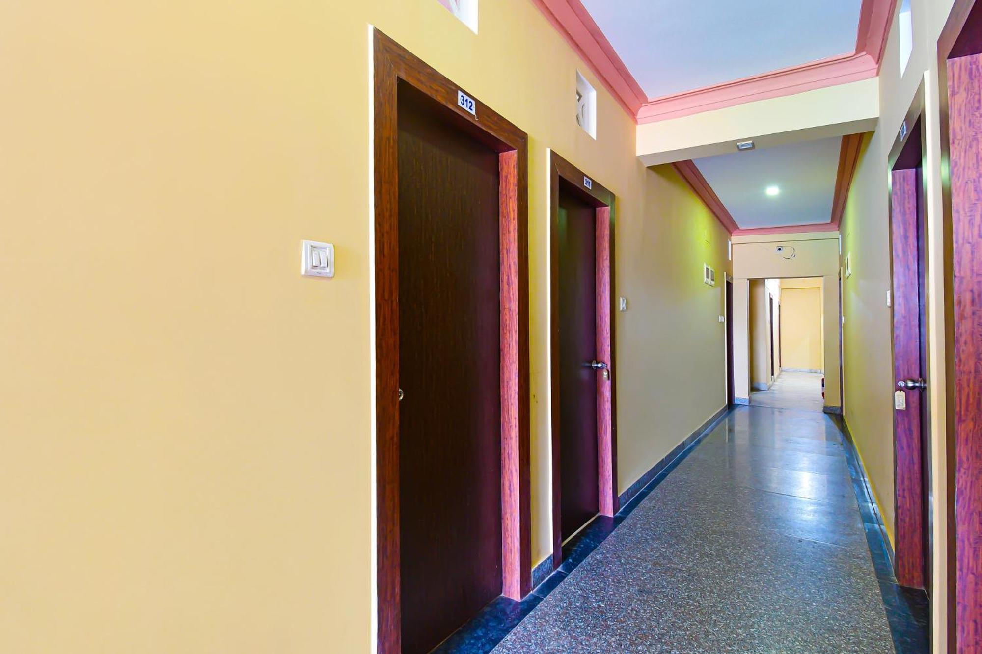 Oyo Flagship Hotel Sea Garden Puri Εξωτερικό φωτογραφία
